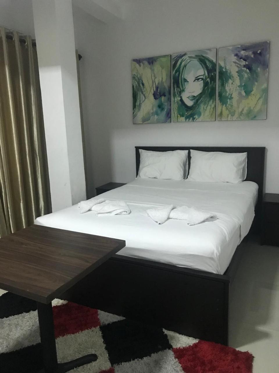 Alina Budget Hotel Кадувела Екстер'єр фото