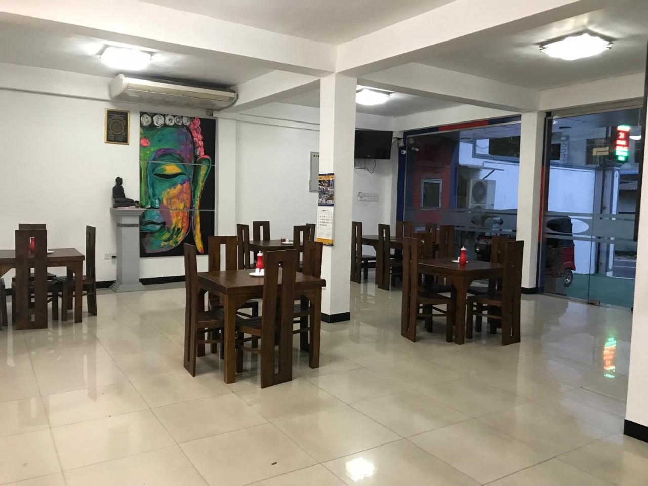 Alina Budget Hotel Кадувела Екстер'єр фото