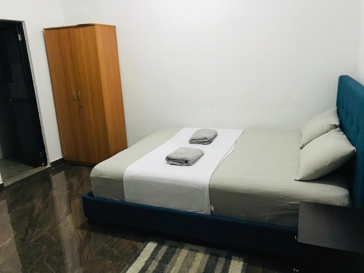 Alina Budget Hotel Кадувела Екстер'єр фото